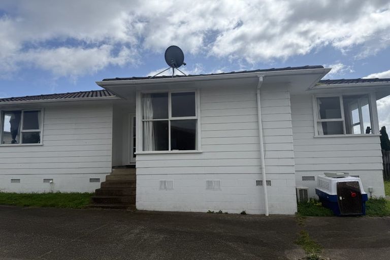 Photo of property in 13 Dalry Place, Mangere Bridge, Auckland, 2022