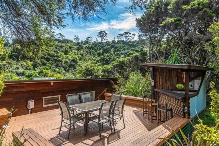 Photo of property in 19 Nepean Avenue, Waiheke Island, 1971