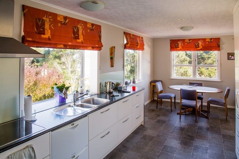 Photo of property in 36 Witham Street, Island Bay, Wellington, 6023