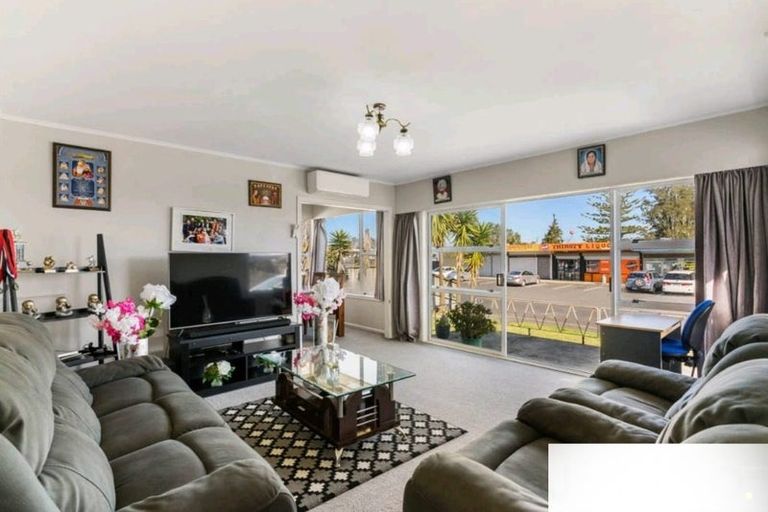 Photo of property in 34 Edinburgh Avenue, Rosehill, Papakura, 2113
