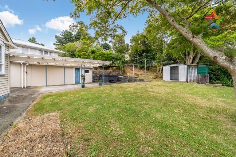 Photo of property in 1 Delaney Drive, Stokes Valley, Lower Hutt, 5019