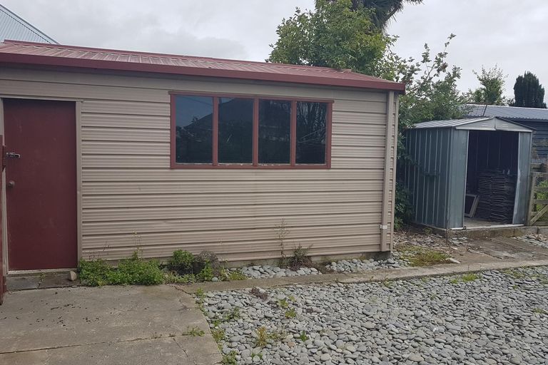 Photo of property in 6 George Street, Waimate, 7924