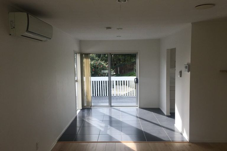 Photo of property in 8 Skyla Place, Massey, Auckland, 0614