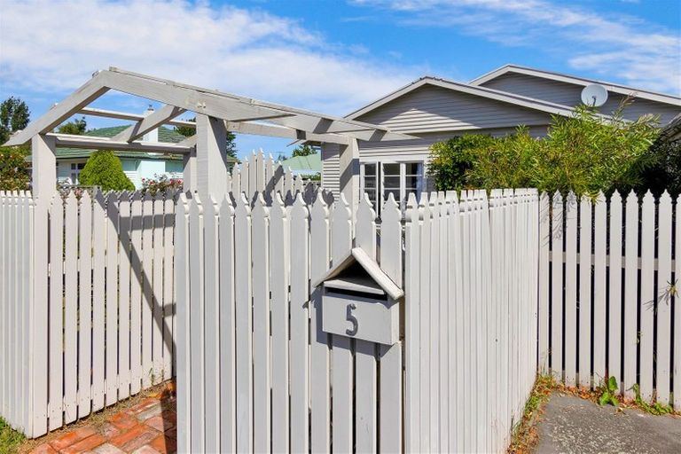 Photo of property in 5 Scott Street, Rangiora, 7400