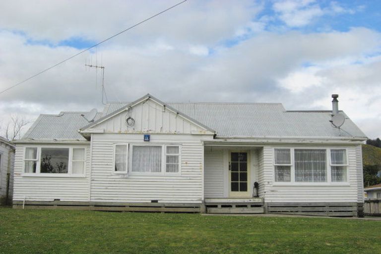 Photo of property in 51 Honi Taipua Street, Manakau, Levin, 5573