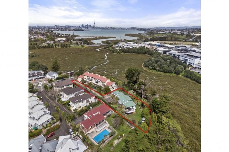 Photo of property in 45a Byron Avenue, Takapuna, Auckland, 0622