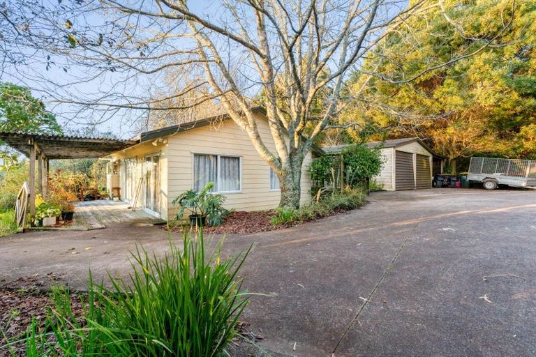 Photo of property in 102 Kennedy Road, Dairy Flat, Albany, 0792