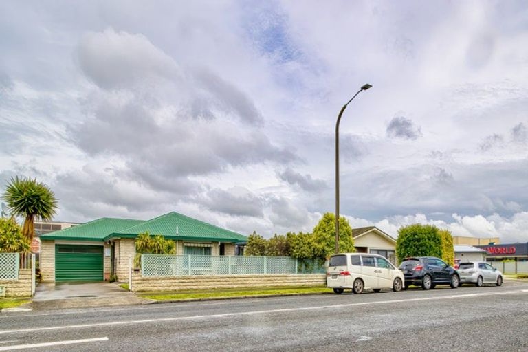 Photo of property in 36 Maadi Road, Onekawa, Napier, 4110