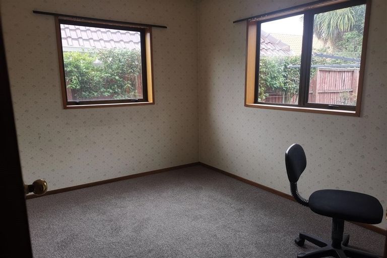 Photo of property in 29 Athol Terrace, Upper Riccarton, Christchurch, 8041