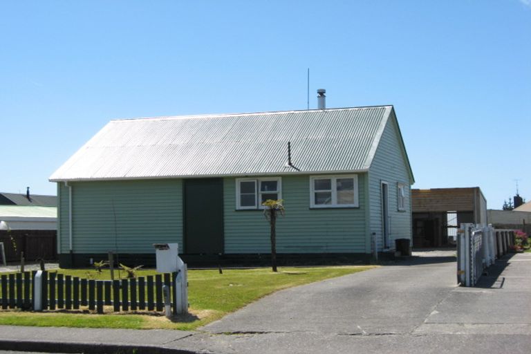 Photo of property in 5 Larsen Street, Westport, 7825