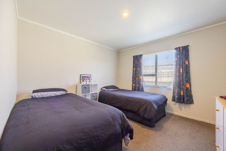 Photo of property in 12 Redwood Drive, Waipukurau, 4200