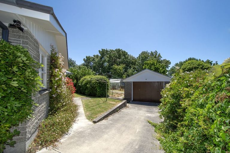 Photo of property in 49 Torquay Place, Bryndwr, Christchurch, 8053