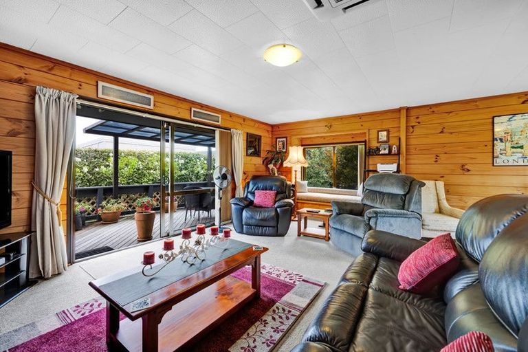 Photo of property in 33 Mccarthy Street, Hawera, 4610