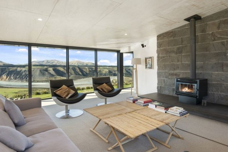 Photo of property in 594 Blackford Road, Mount Hutt, Rakaia, 7782