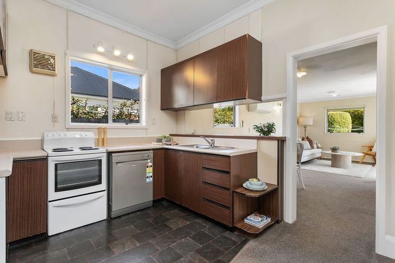 Photo of property in 19 Severn Street, St Albans, Christchurch, 8014