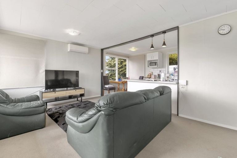 Photo of property in 72 Mallard Drive, Selwyn Heights, Rotorua, 3015