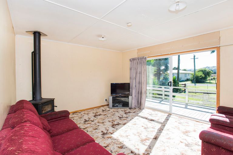 Photo of property in 29 Ioapa Road, Te Karaka, 4022