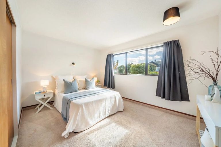 Photo of property in 52 Mcparland Street, Ebdentown, Upper Hutt, 5018