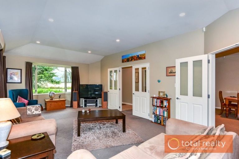 Photo of property in 92a Milns Road, Halswell, Christchurch, 8025