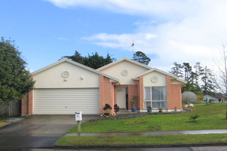 Photo of property in 3 Elderberry Road, Burswood, Auckland, 2013
