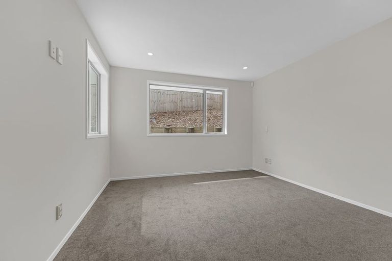 Photo of property in 65 Leathem Crescent, Pokeno, 2402