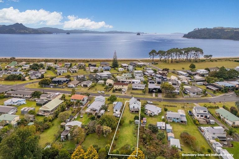 Photo of property in 12 Captain Cook Road, Cooks Beach, Whitianga, 3591