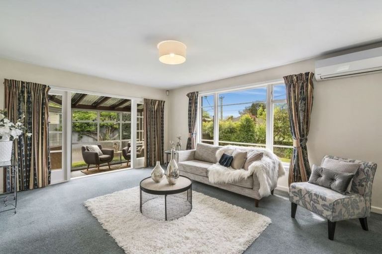 Photo of property in 163 Condell Avenue, Papanui, Christchurch, 8053