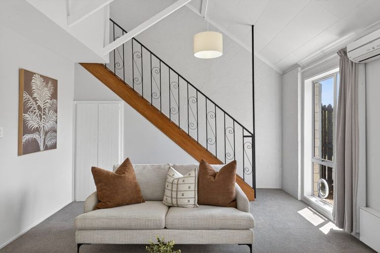 Photo of property in 2/503 Ilam Road, Bryndwr, Christchurch, 8053