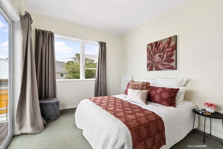 Photo of property in 34 Mandalay Terrace, Khandallah, Wellington, 6035