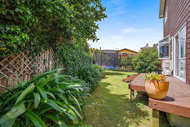 Photo of property in 5/16 Arahoe Road, New Lynn, Auckland, 0600