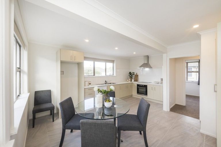 Photo of property in 3 Manchester Street, Takaro, Palmerston North, 4412