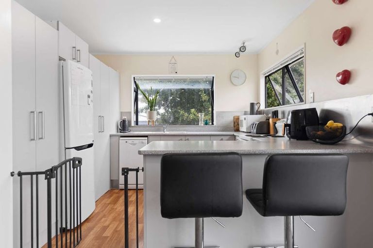 Photo of property in 21 Penney Green, Nawton, Hamilton, 3200