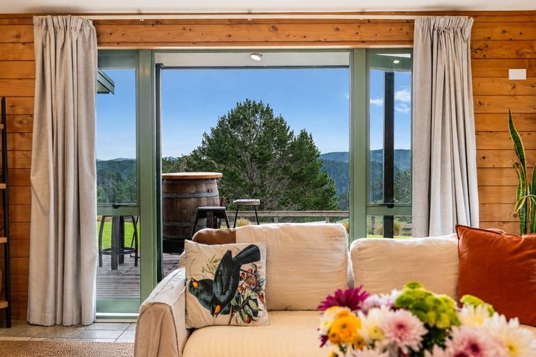Photo of property in 5 Wenz Bayer Road, Puhoi, Silverdale, 0994