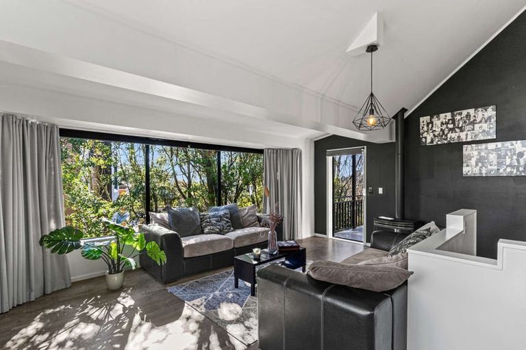 Photo of property in 123a Ravensdale Rise, Westmorland, Christchurch, 8025