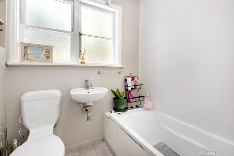 Photo of property in 417 Ohiro Road, Brooklyn, Wellington, 6021