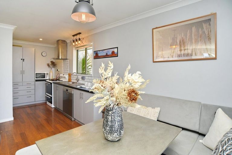 Photo of property in 54 Bush Street, Rangiora, 7400