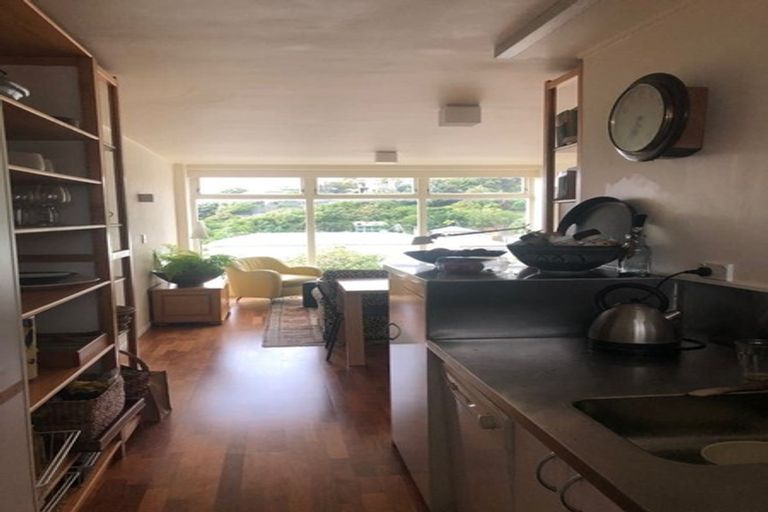 Photo of property in 4 Claremont Grove, Mount Victoria, Wellington, 6011