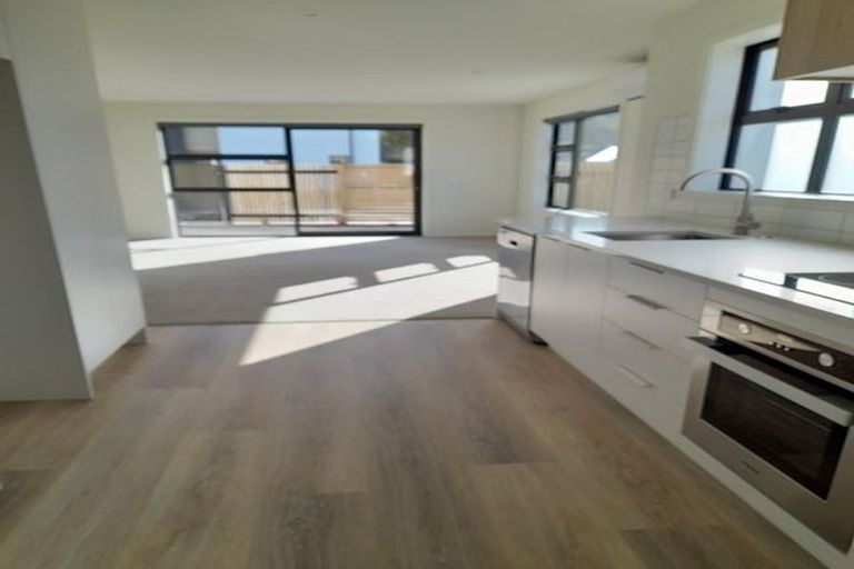 Photo of property in 1/33 Sladden Street, Naenae, Lower Hutt, 5011