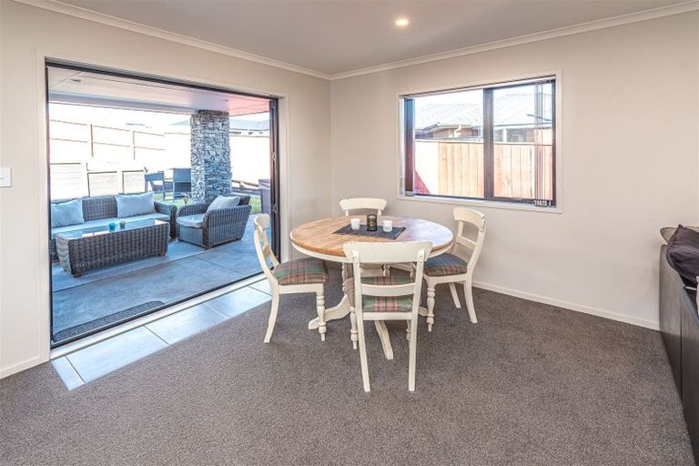 Photo of property in 17 Magnolia Crescent, Tawhero, Whanganui, 4501