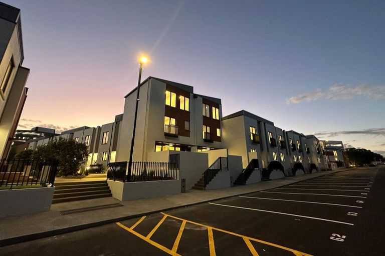 Photo of property in 17/666b Great South Road, Ellerslie, Auckland, 1051