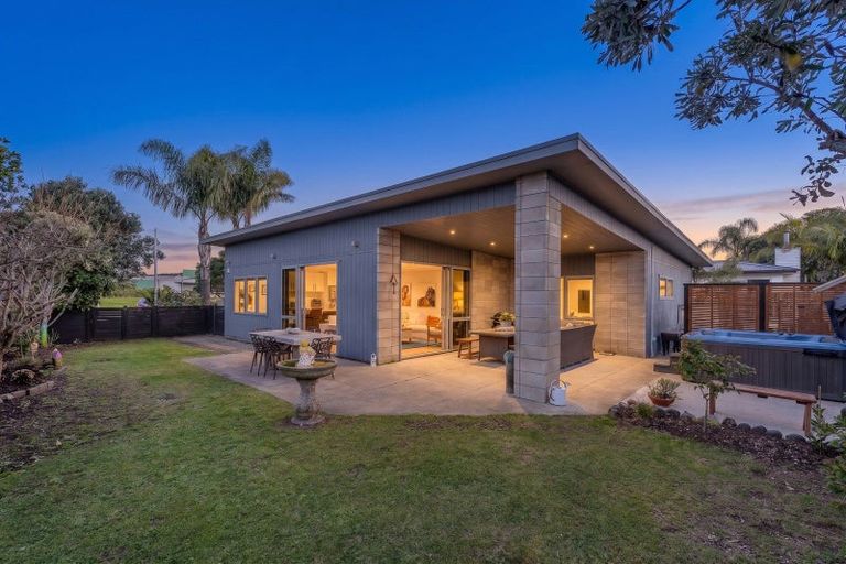 Photo of property in 57 Kupe Drive, Whitianga, 3510