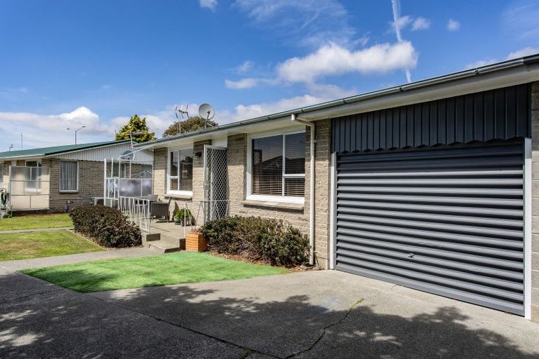 Photo of property in 3/211 Aldwins Road, Phillipstown, Christchurch, 8062
