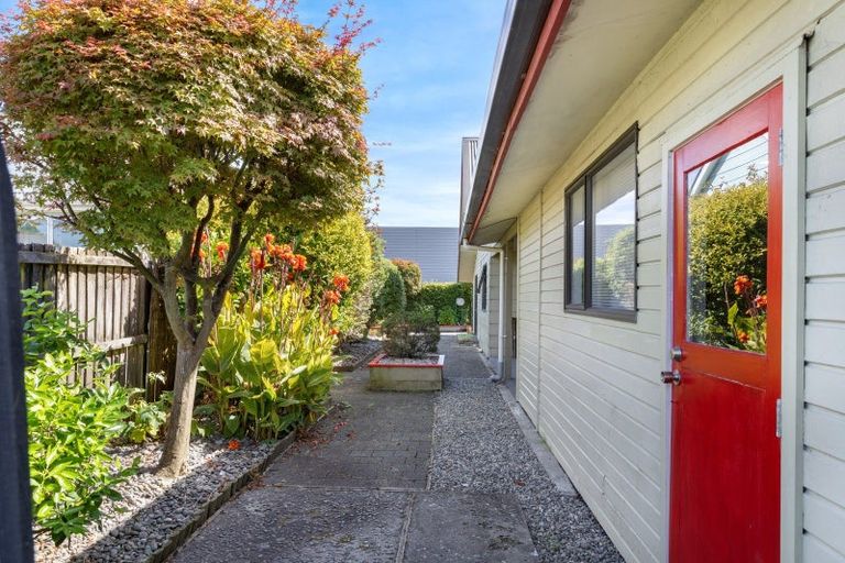 Photo of property in 92 Henley Street, Westport, 7825