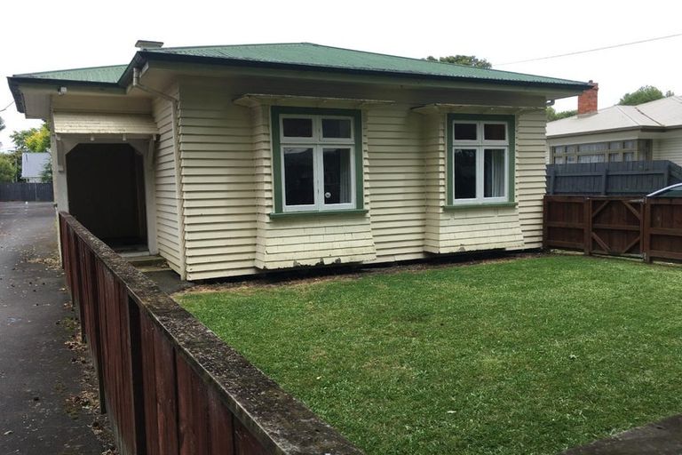 Photo of property in 15 Kitchener Street, Claudelands, Hamilton, 3214