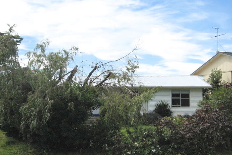 Photo of property in 4 Pare Street, Wainui, Gisborne, 4010