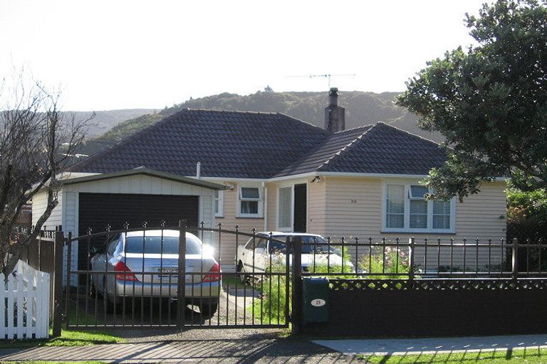 Photo of property in 29 Petherick Street, Taita, Lower Hutt, 5011