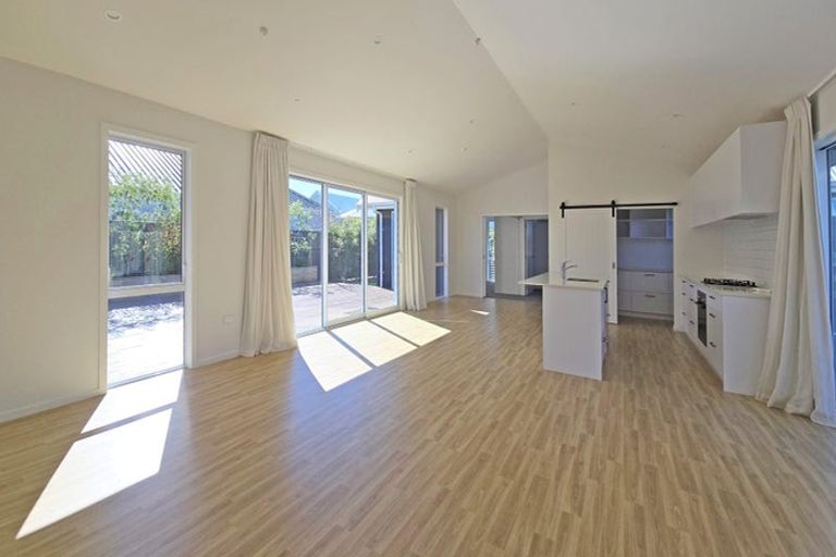 Photo of property in 34 Hunter Drive, Awatoto, Napier, 4110