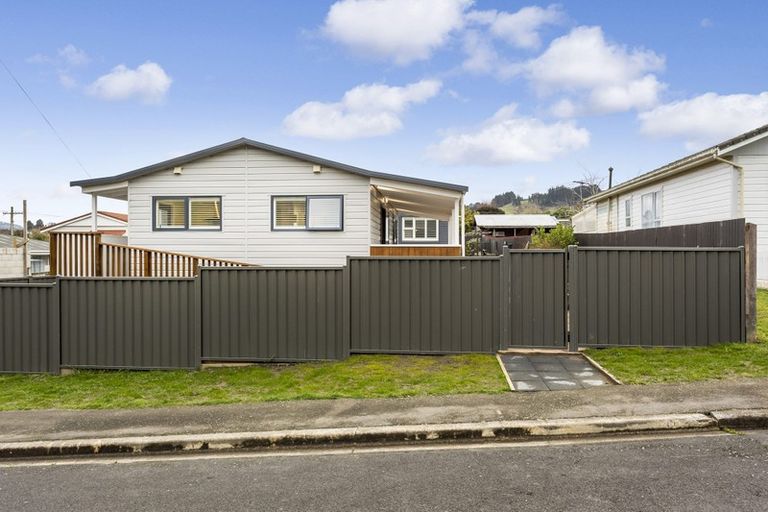 Photo of property in 11a Mill Street, Maitai, Nelson, 7010