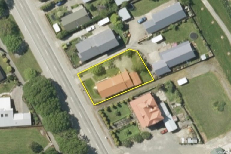 Photo of property in 105 Great North Road, Winton, 9720