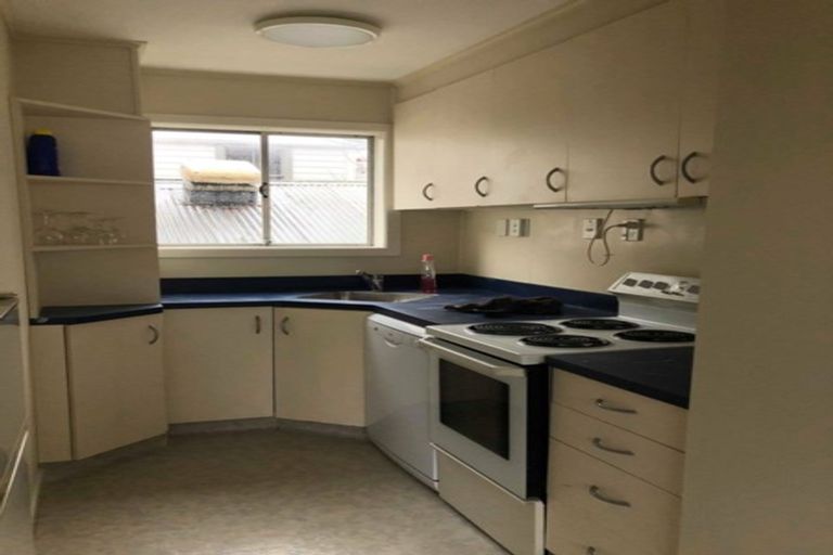Photo of property in Windsor Court, 1/340 Tinakori Road, Thorndon, Wellington, 6011